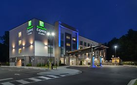 Holiday Inn Express & Suites Charlotte - Ballantyne By Ihg